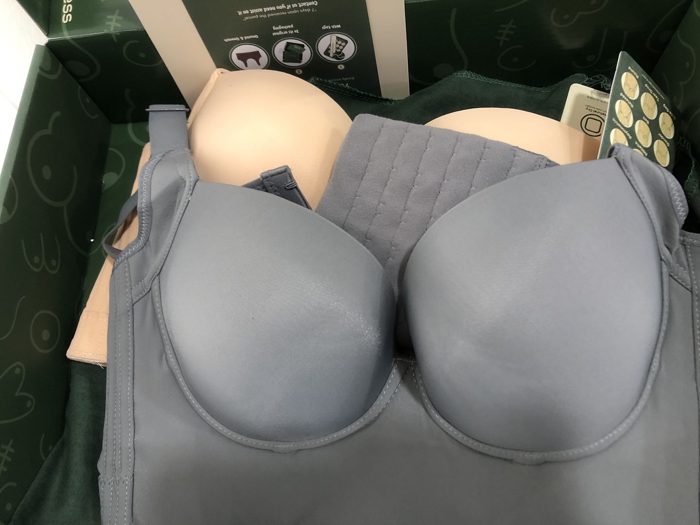Customer photo review of Day Shaper Specialised Boobs Reshaping Push Up Bra