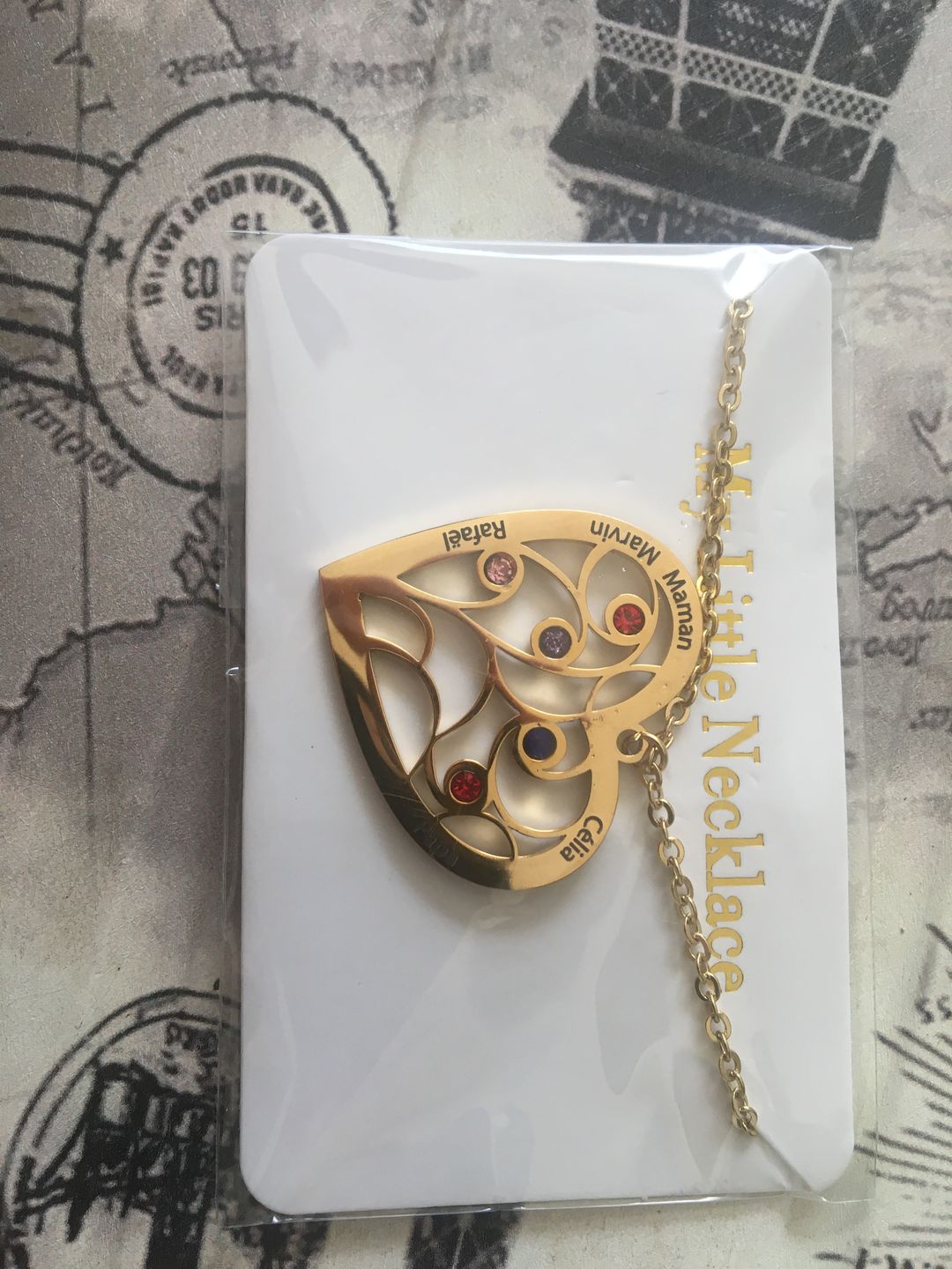 Customer photo review of Collier Coeur et Pierre de Naissance