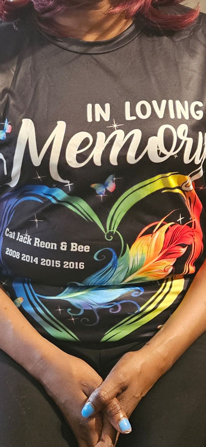 Customer photo review of In Loving Memory Heart Feather Butterfly Memorial Custom Gift T-shirt