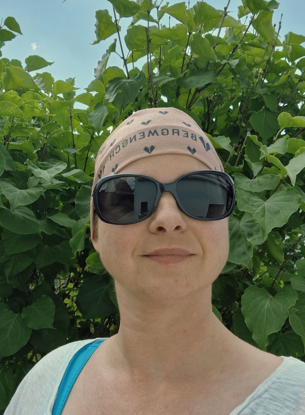 Customer photo review of BERGMENSCH® Logomuster Ocean Upcycling Stirnband (Seaqual®)