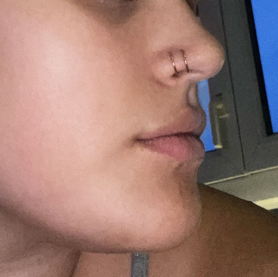 Customer photo review of Le double piercing