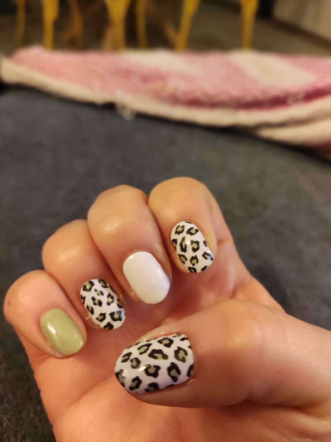 Customer photo review of Animal Print Verde