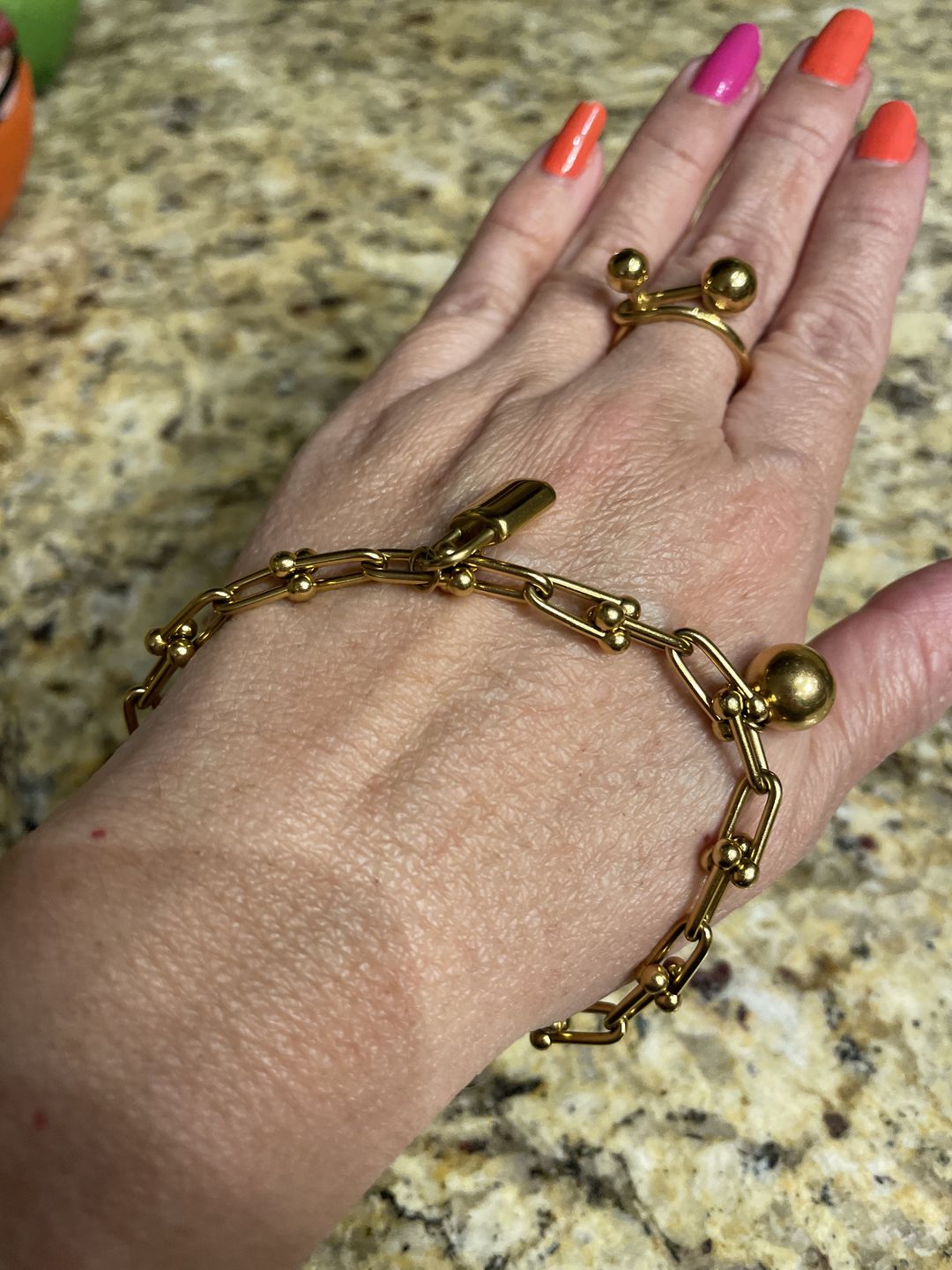 Customer photo review of Pulsera Sabina
