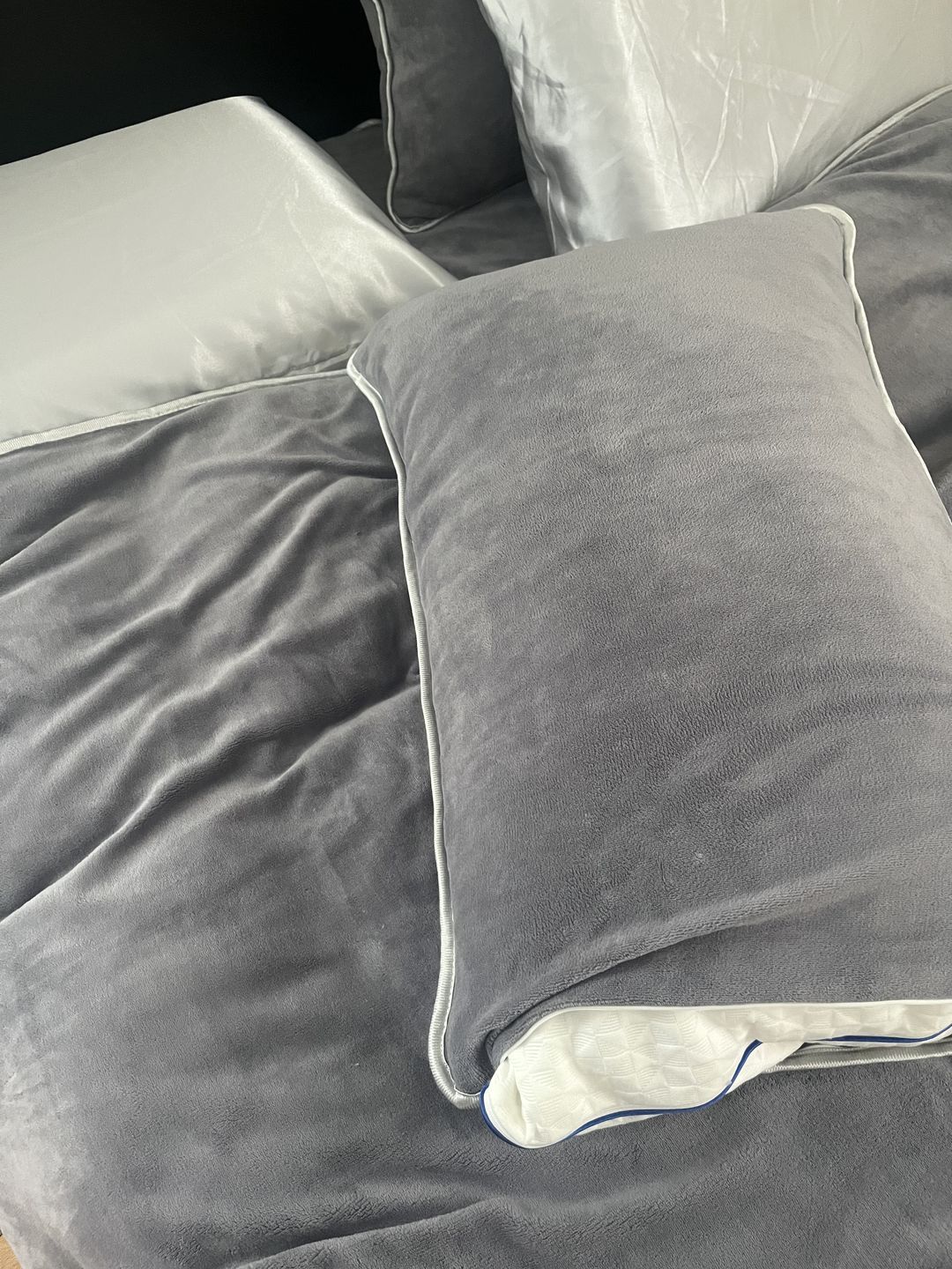 Customer photo review of Kefalonia Velvet Bedding Set