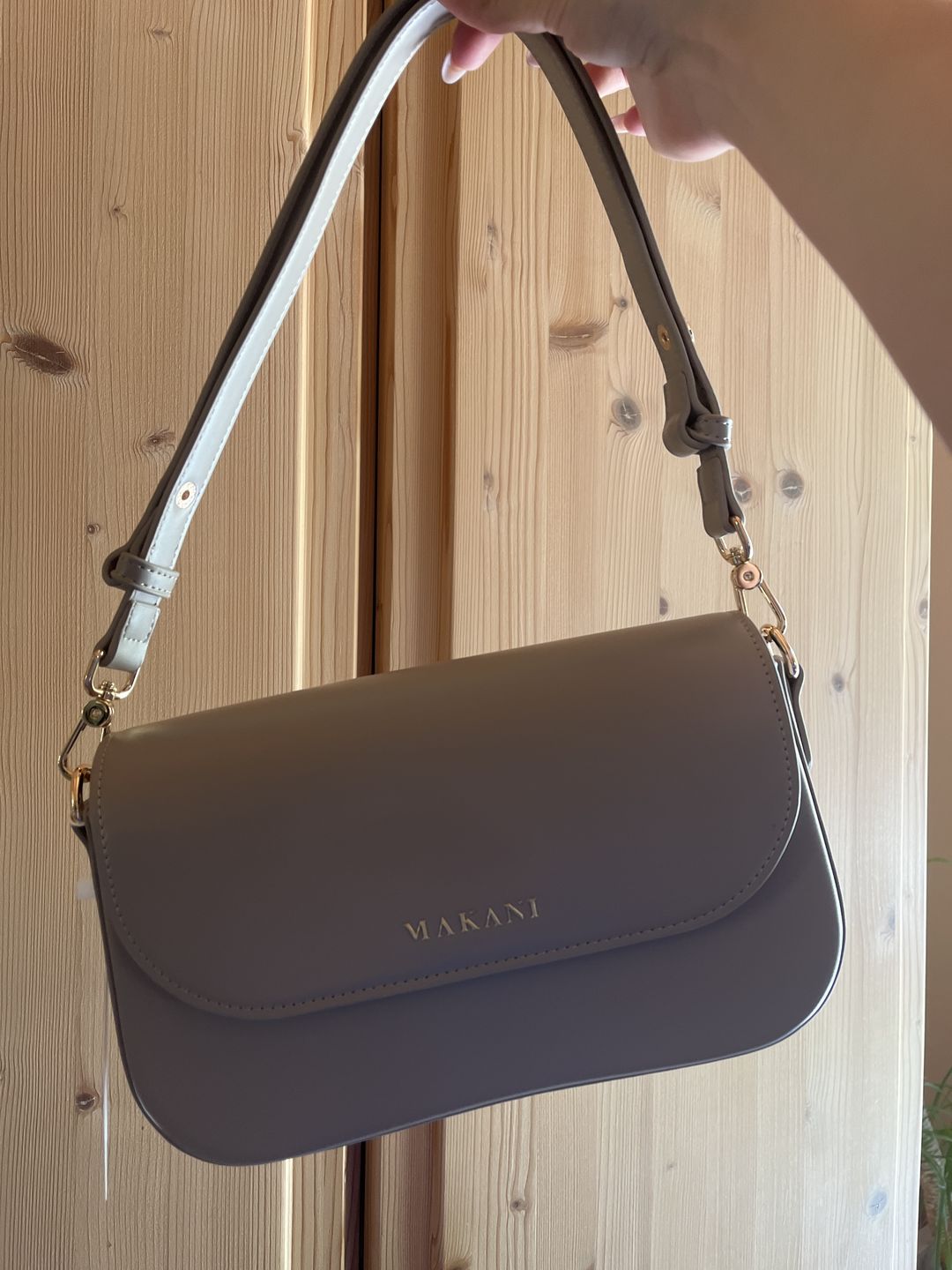 Customer photo review of CHLOIE - TAUPE
