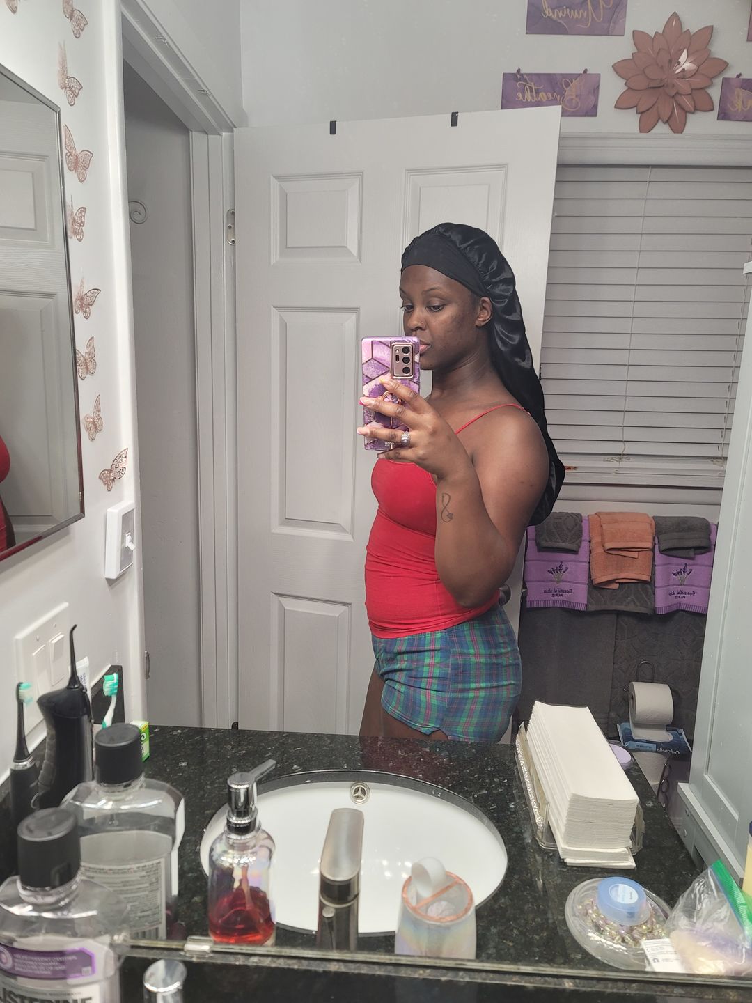 Customer photo review of Butt & Breast enlargement with Maca root, Fenugreek, and other natural ingredients - Natural Curves Capsules made from natural ingredients