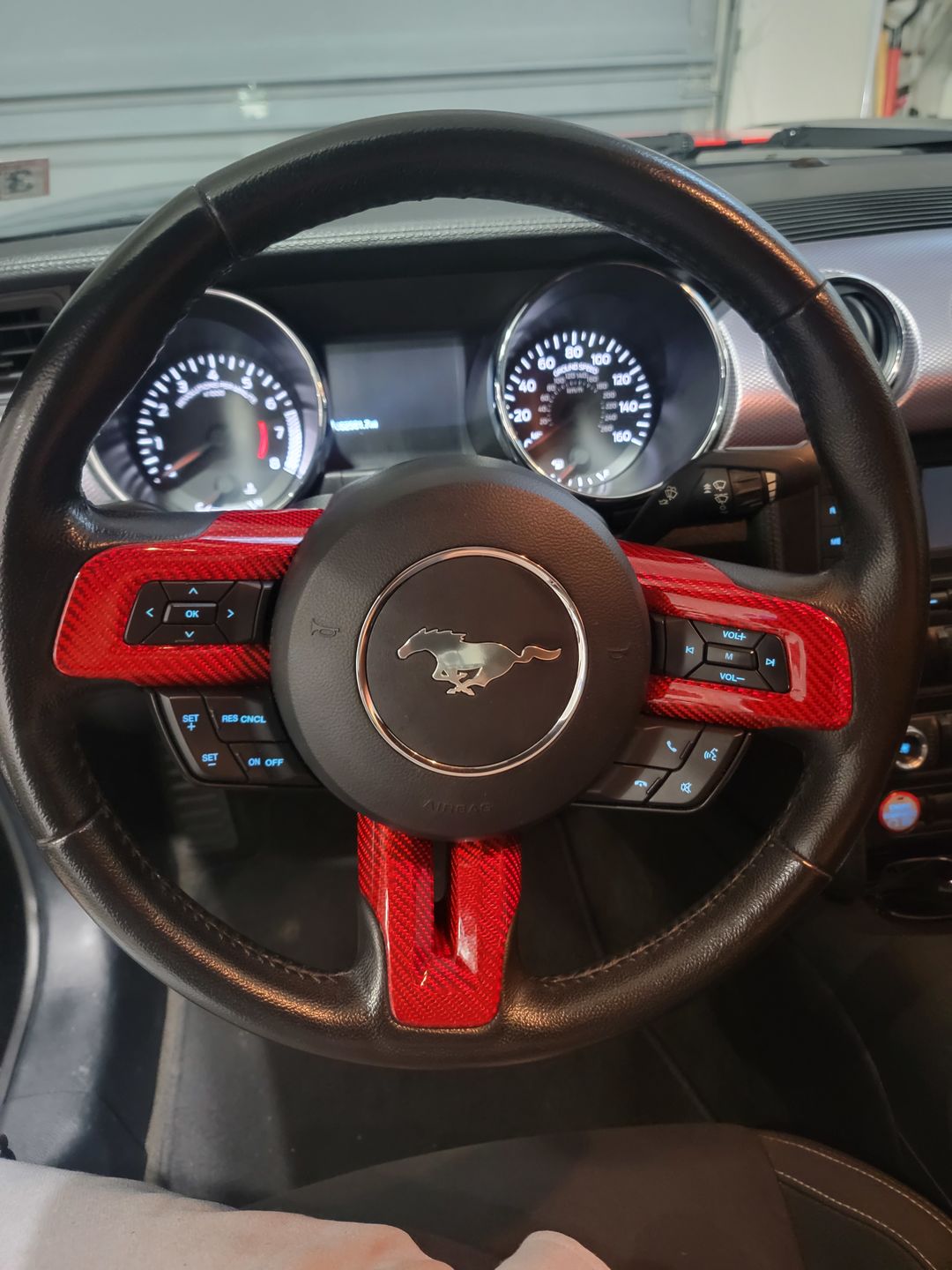 Customer photo review of [3pcs] Carbon Fiber Steering Wheel Chrome Delete Cover For Ford Mustang 2015-2023