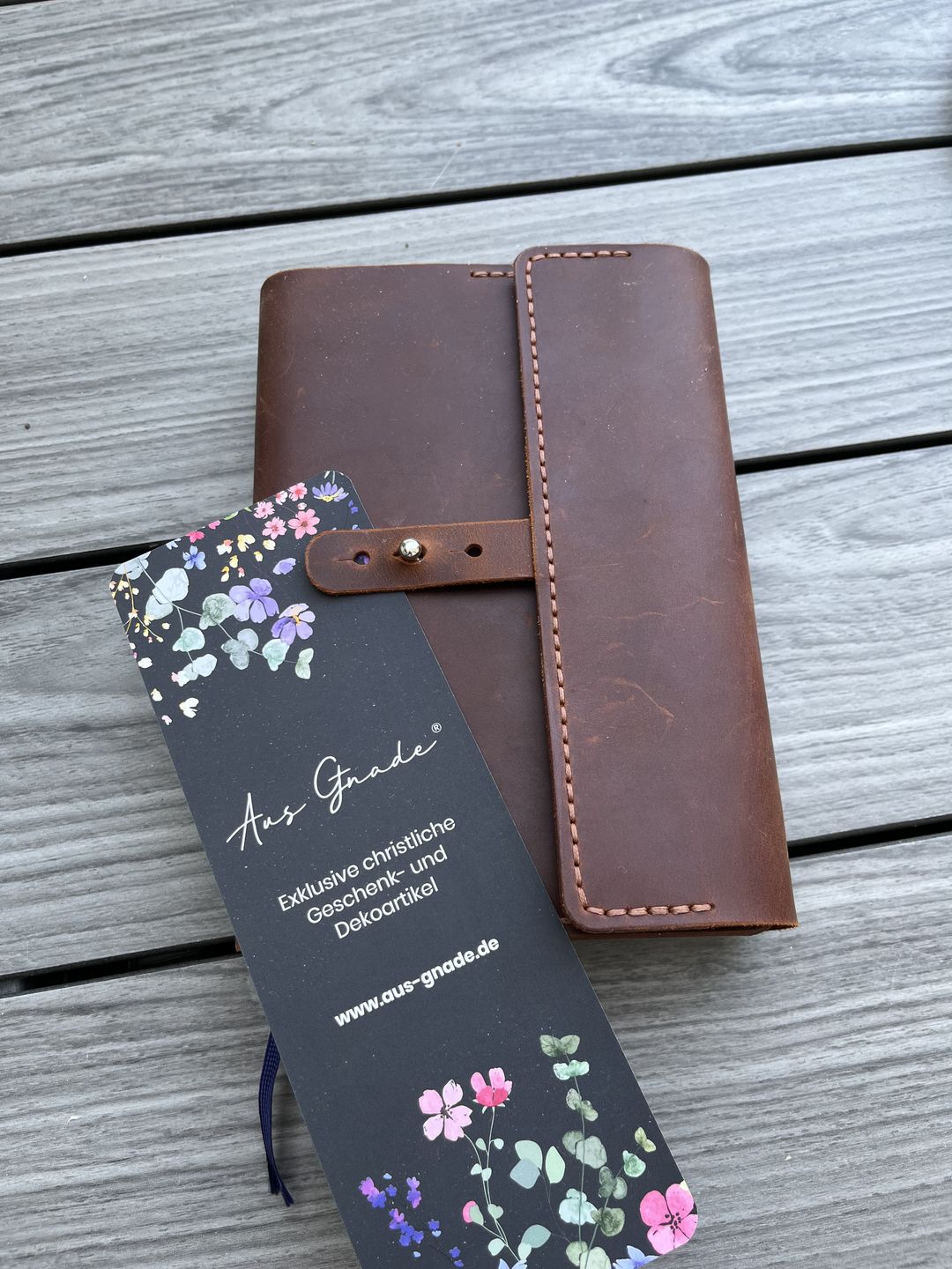 Customer photo review of Bibelhülle "Vario+" · echtes Leder · handmade Bibelhülle nach Maß