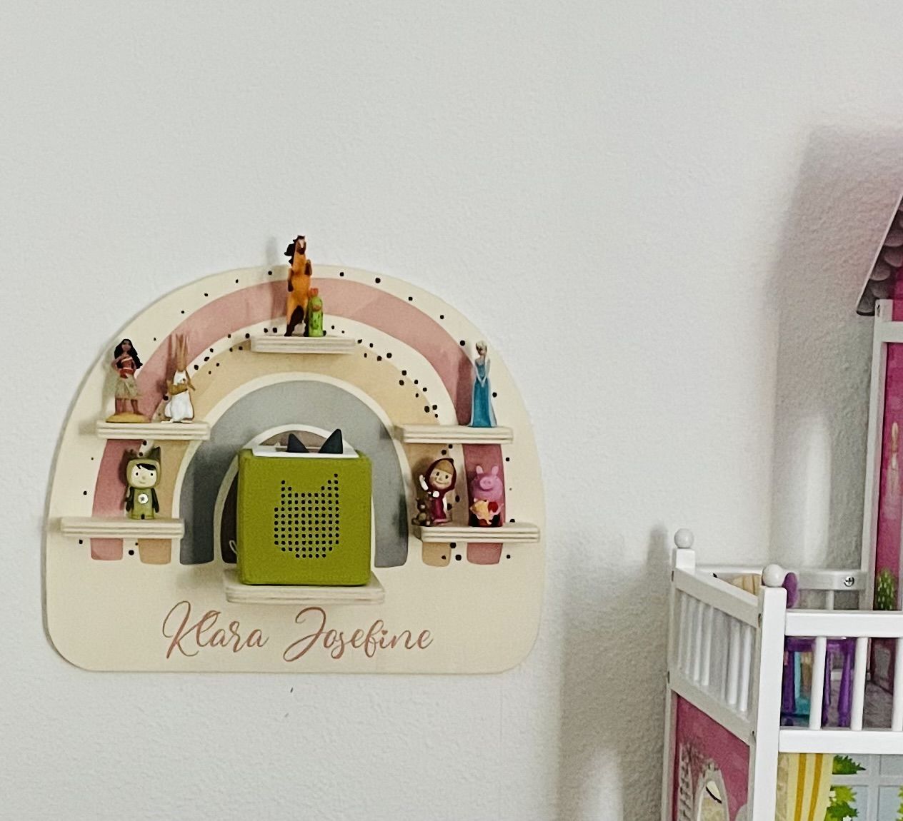 Customer photo review of Tonieregal aus Holz, personalisiert Regenbogen