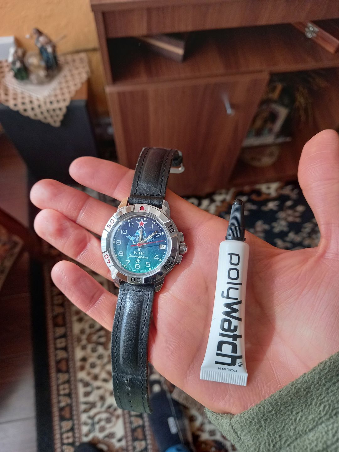 Customer photo review of Polywatch Polish Plastic - ¡Limpia rayas en cristal acrílico!
