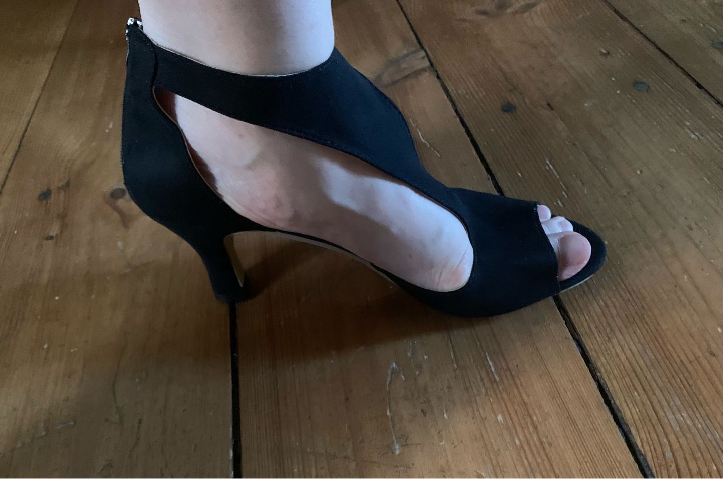 Customer photo review of MarleyShoes™ - Orthopedic Sandals With Heels