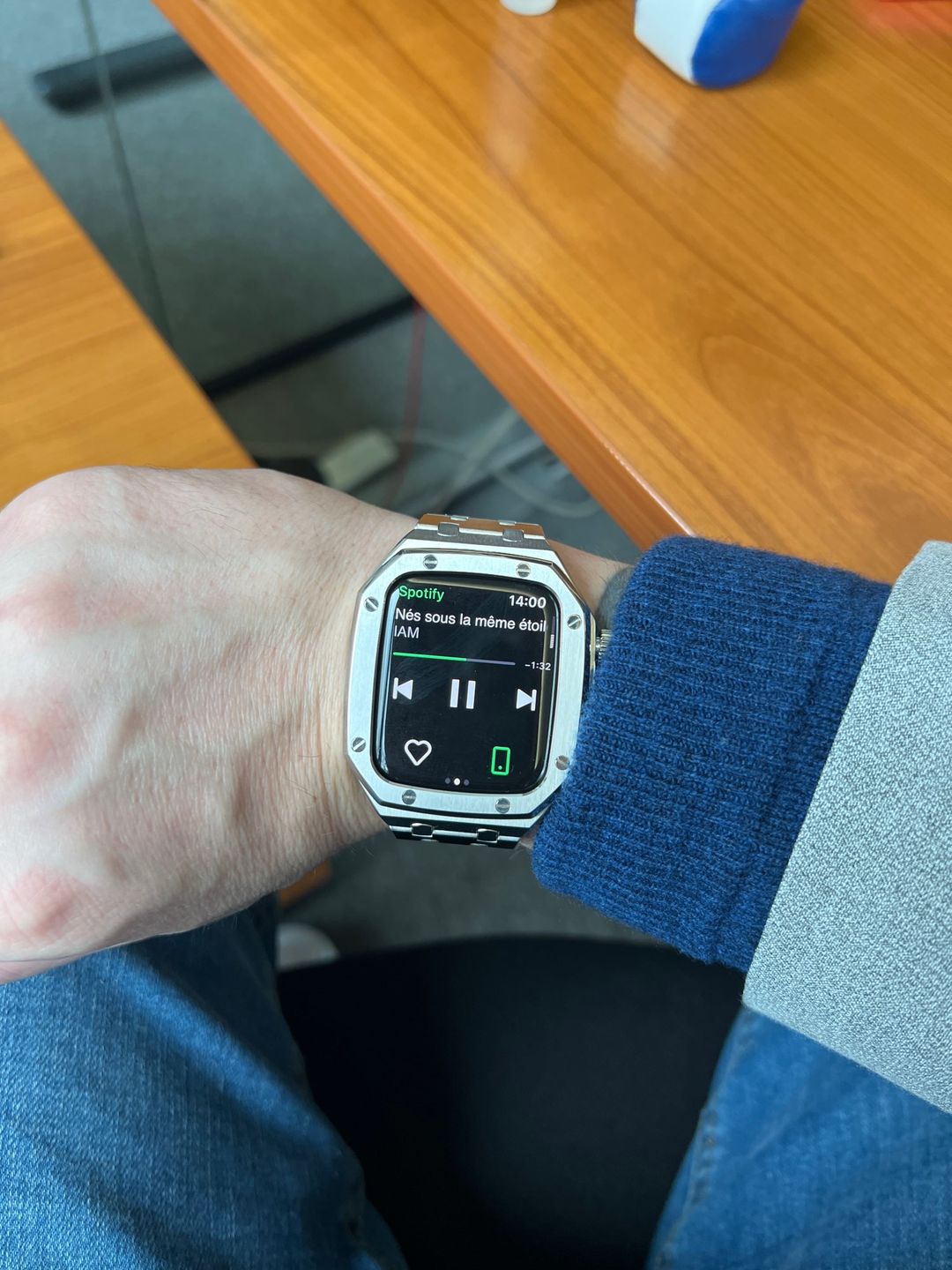 Customer photo review of Bracelet et coque luxe style AP pour Apple Watch