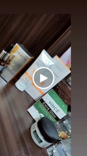 Customer photo review of Extra Glow Lightening Cream