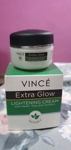Customer photo review of Extra Glow Lightening Cream