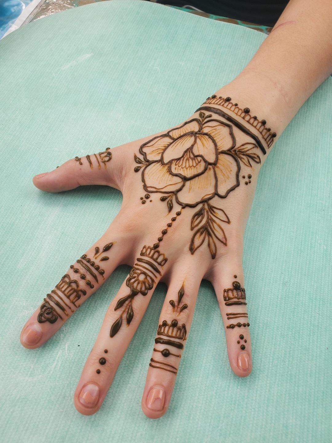 Customer photo review of Organic BAQ Fresh Henna
