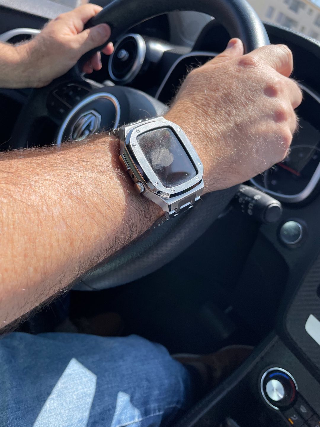 Customer photo review of Bracelet et coque luxe style AP pour Apple Watch