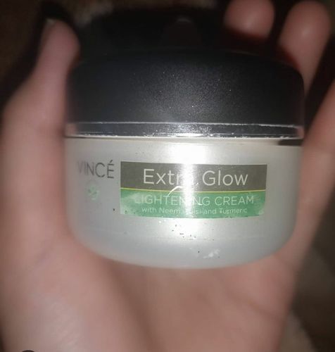 Customer photo review of Extra Glow Lightening Cream