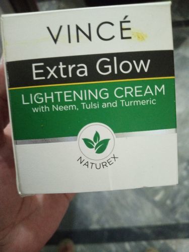 Customer photo review of Extra Glow Lightening Cream