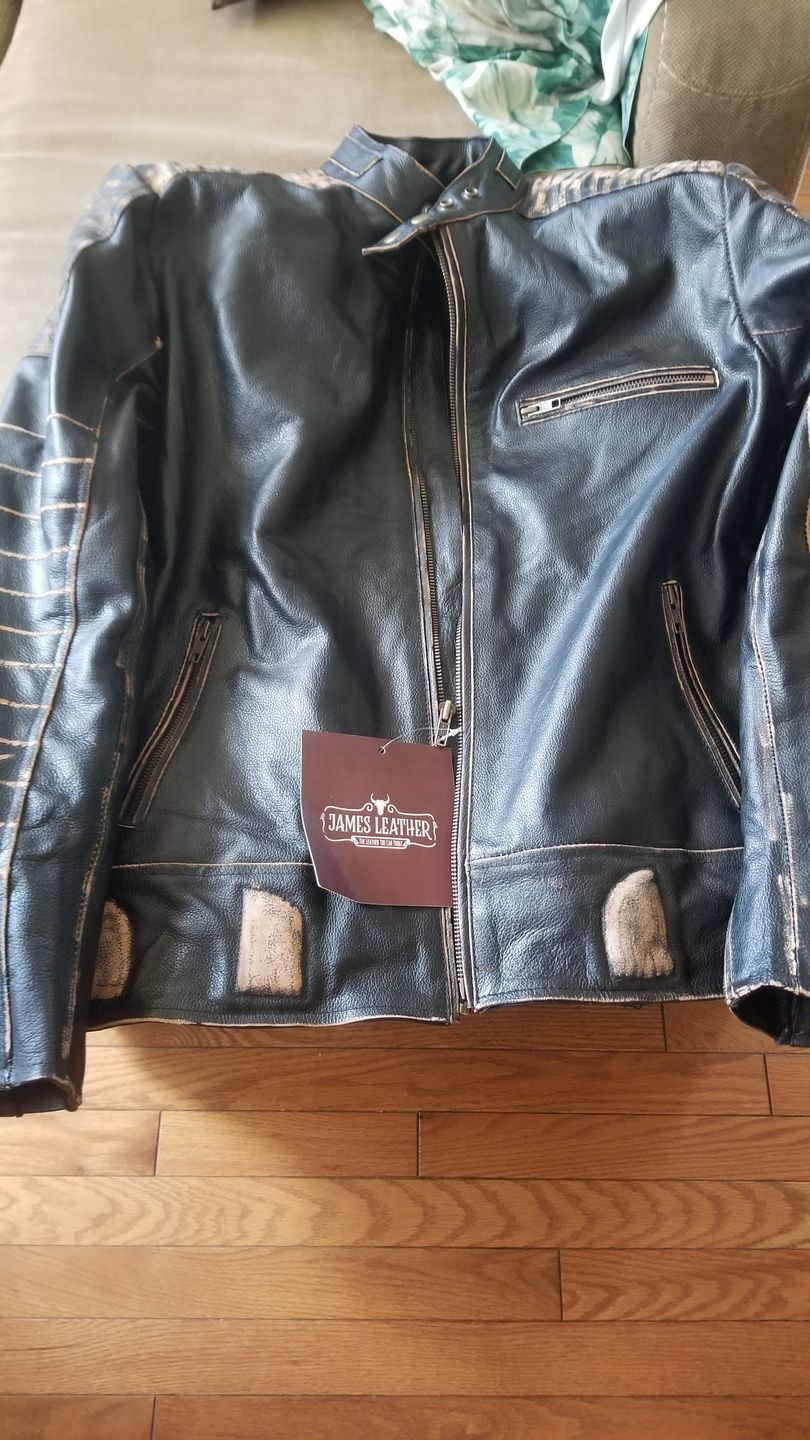 Customer photo review of Retro Motorcycle Leather Jacket With Protection