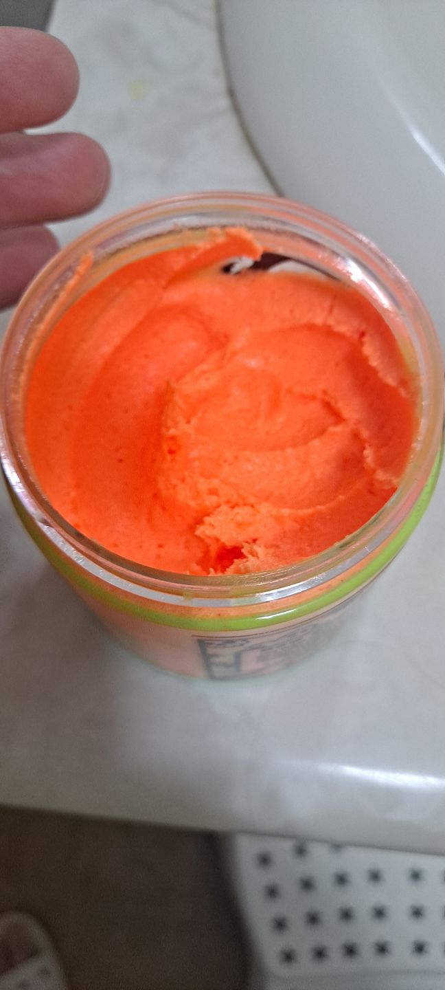 Customer photo review of Zombie Virus Sugar Scrub ( Zomberries & Fizzy Pop)