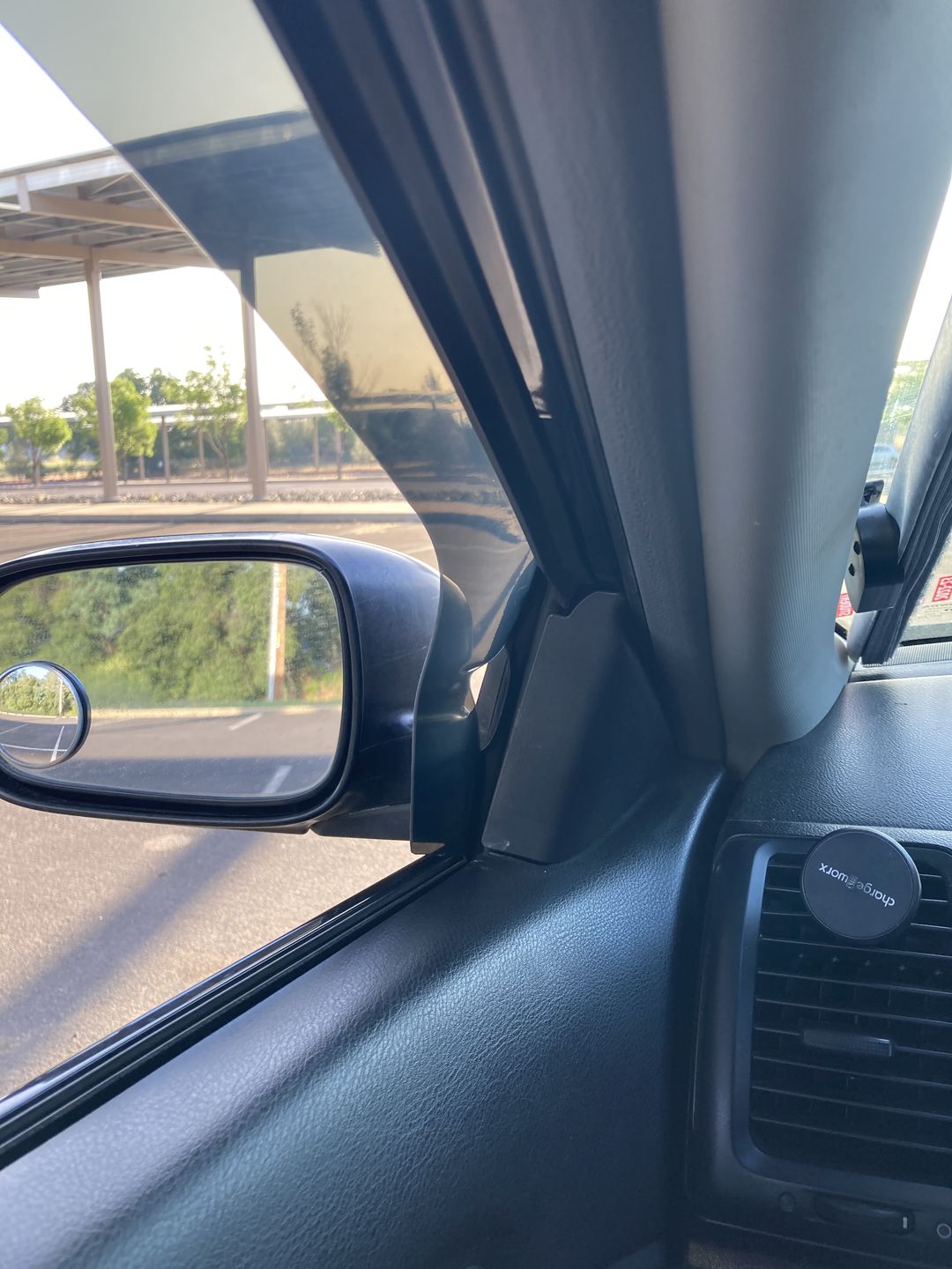 Customer photo review of 2003-07 Honda Accord Coupe In-Channel Window Visors Deflectors