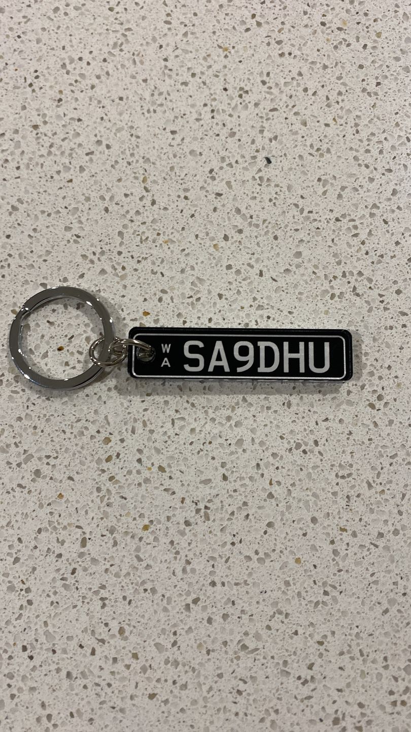 Customer photo review of Custom Design Keychain 🔑