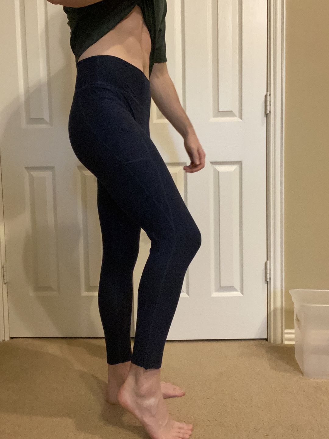 Customer photo review of Dream Leggings with Pockets - Deep Blue