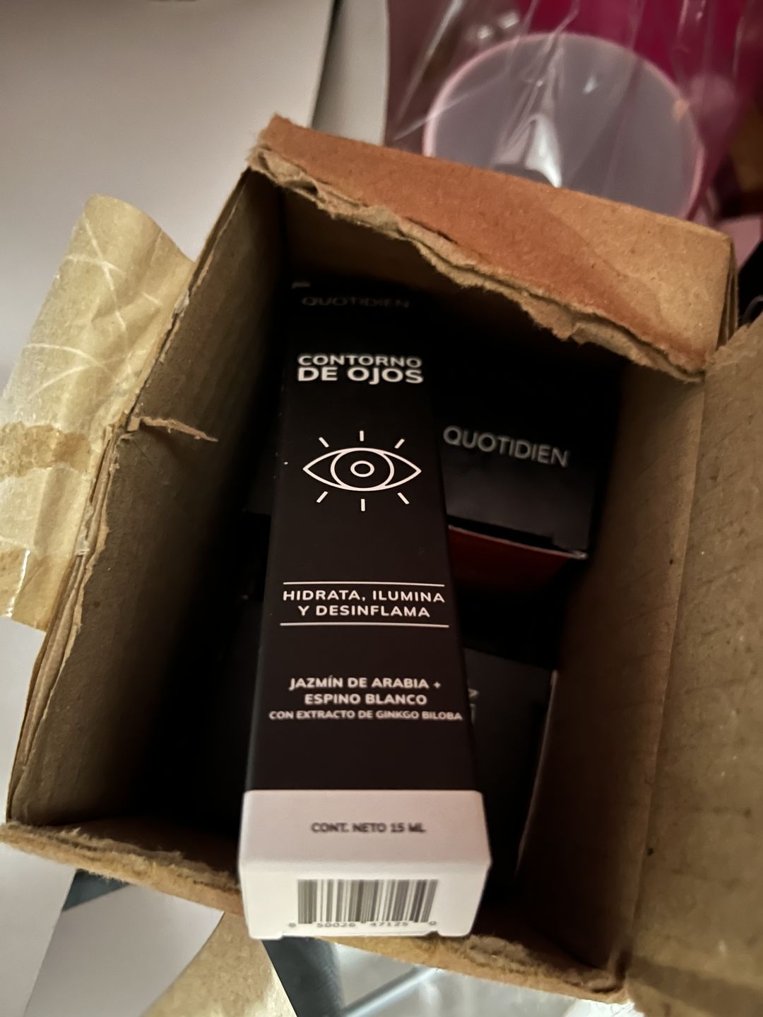 Customer photo review of Kit Los Esenciales (47% OFF) - Serum de Vitamina C 30ml + Serum de Niacinamida 30ml + Serum de Ácido Hialurónico 30ml