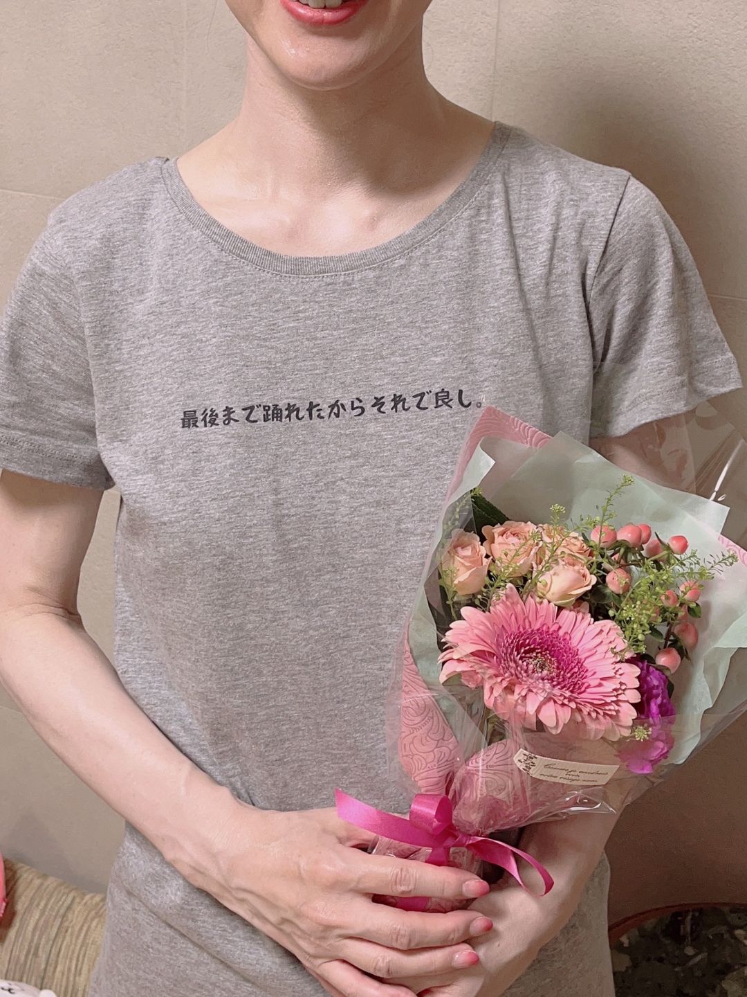 Customer photo review of 「最後まで踊れたからそれで良し。」スリムTシャツ