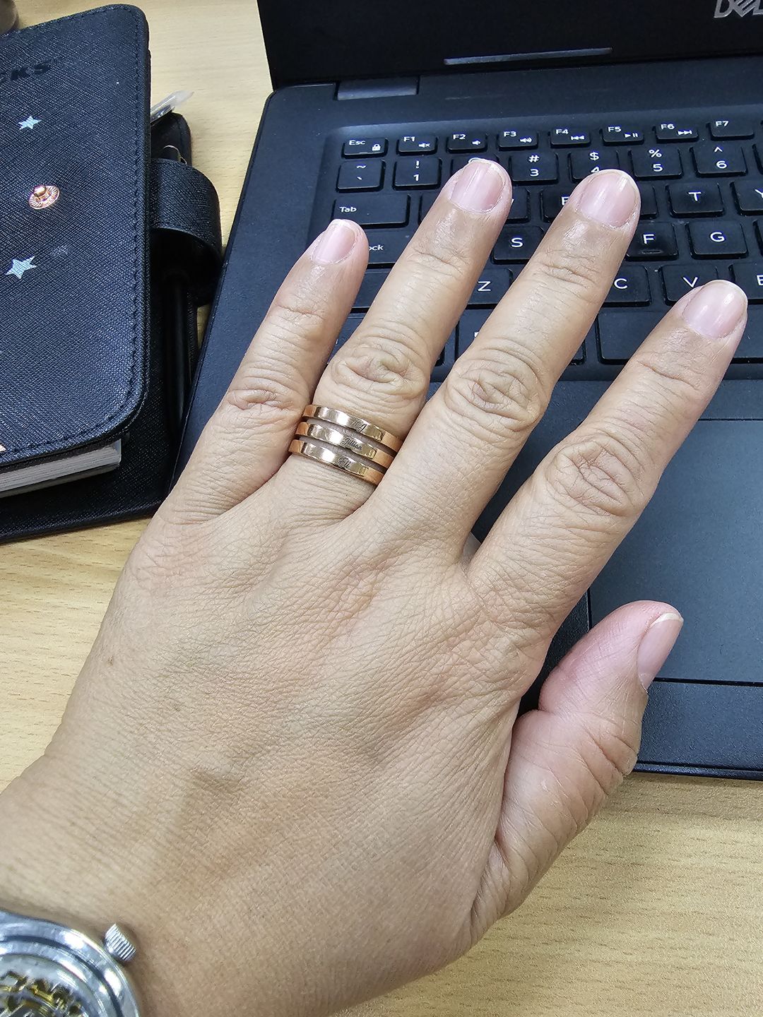 Customer photo review of Printave™ Personalized 3 Layers Ring