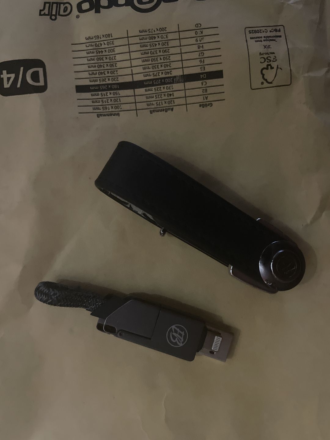 Customer photo review of Ultra Universal-Ladekabel