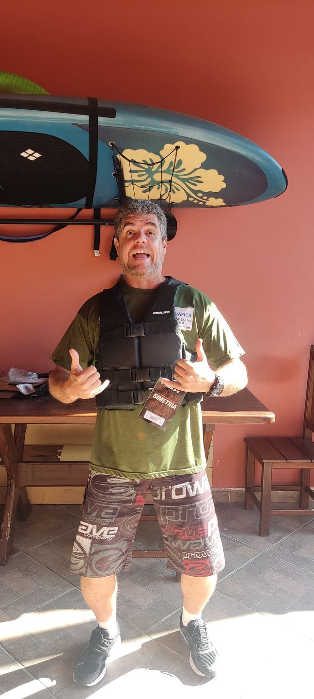 Customer photo review of Colete Flutuador Simetria