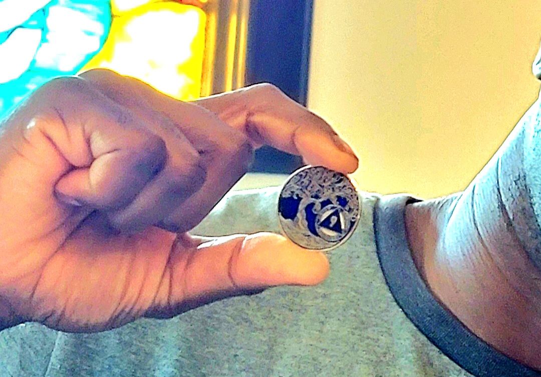 Customer photo review of 9 Year Sobriety Mint Twisted Tree of Life Gold Plated AA Recovery Medallion - Nine Year Chip/Coin - Blue