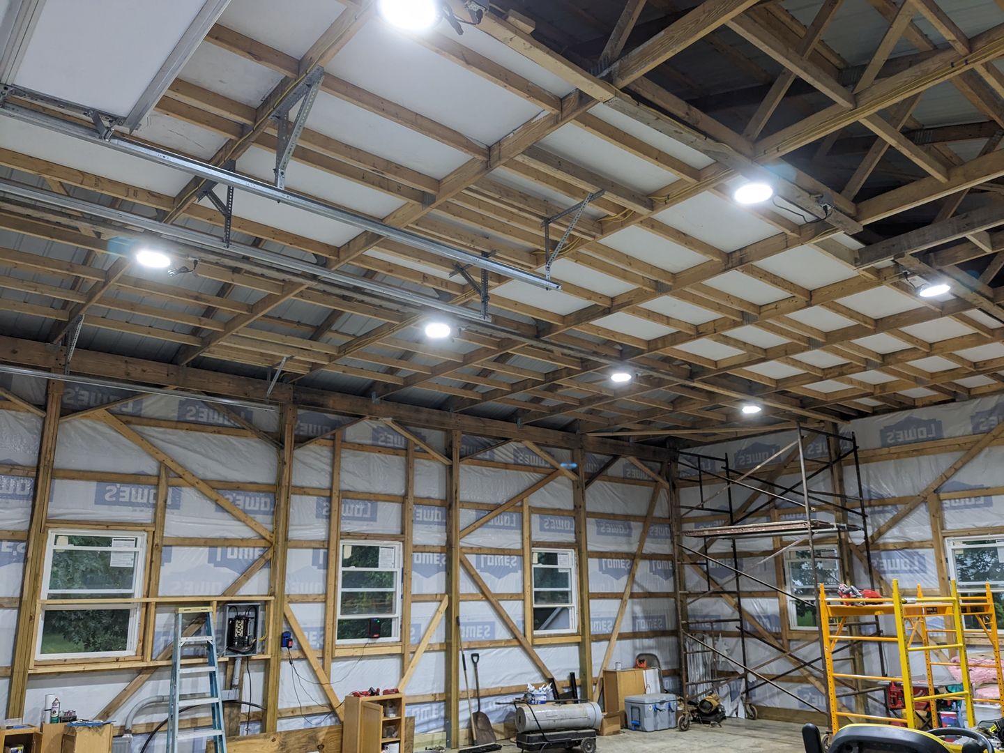 Customer photo review of LED High Bay - 150W - 4 Pack - 16,500 Lumens - Slim UFO - Hook Mount - UFO Series - UL