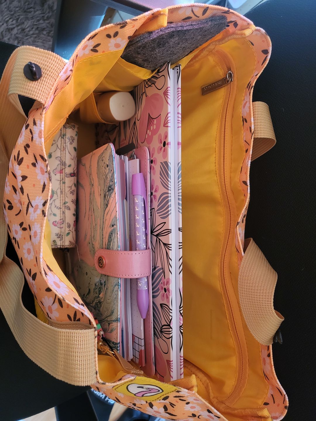 Customer photo review of Daisy Tote Bag