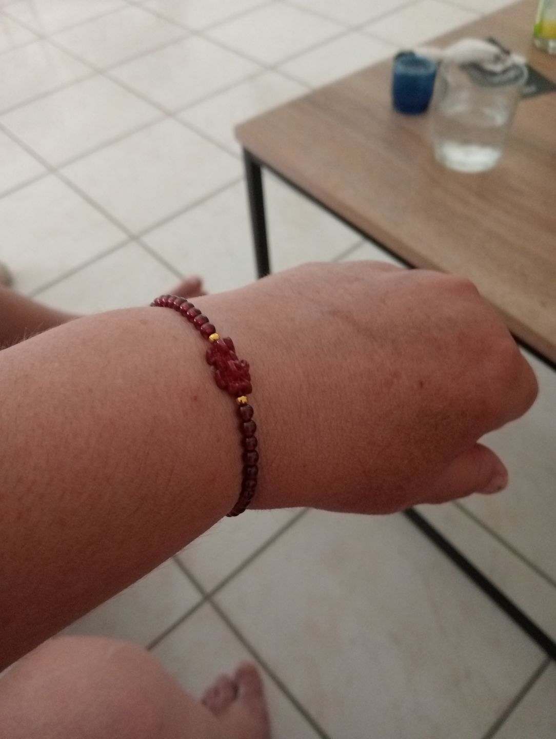 Customer photo review of Bracelet de chance en Grenat Rouge - Pi Xiu