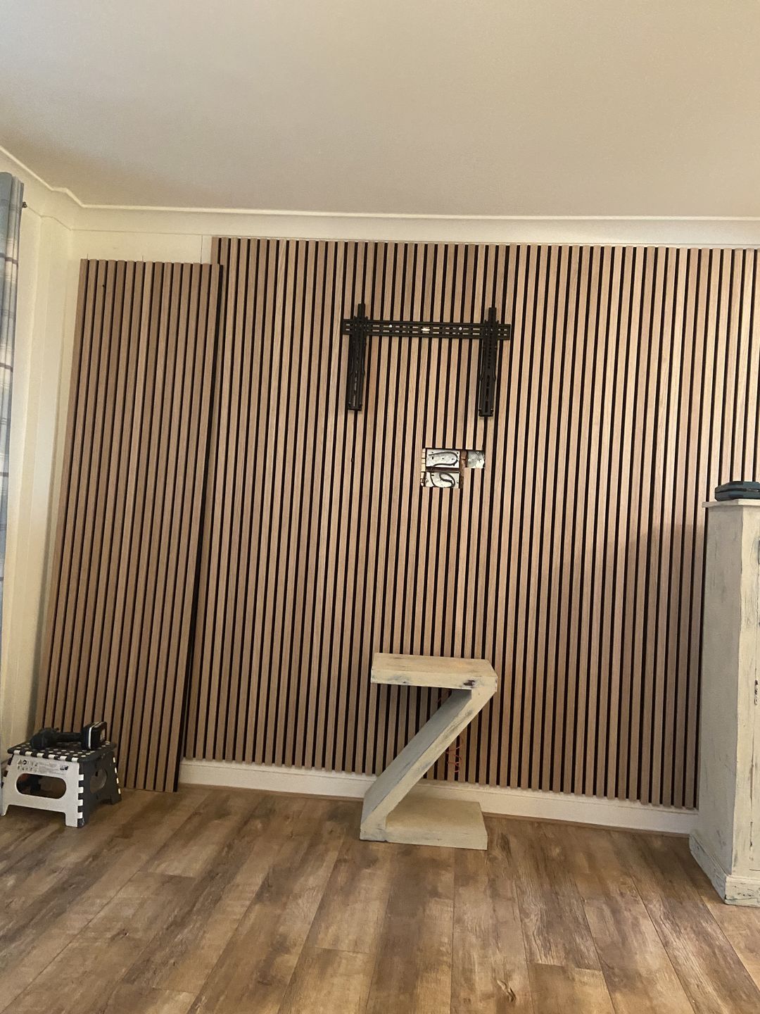 Customer photo review of SlatWall Acoustic Natural Oak