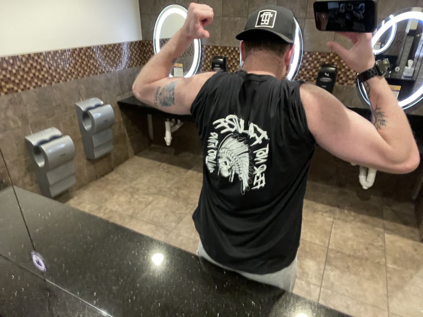 Customer photo review of Dude That Lifts Shirt Club for Him