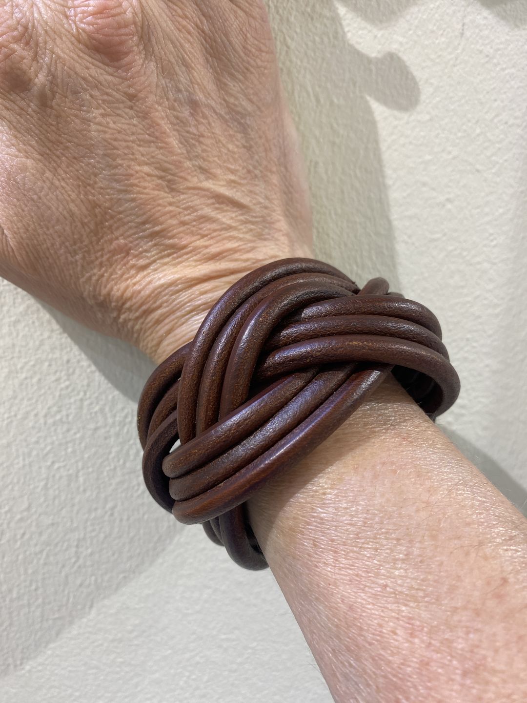 Customer photo review of Bracciale pelle Nodomoro Cognac Tulsi