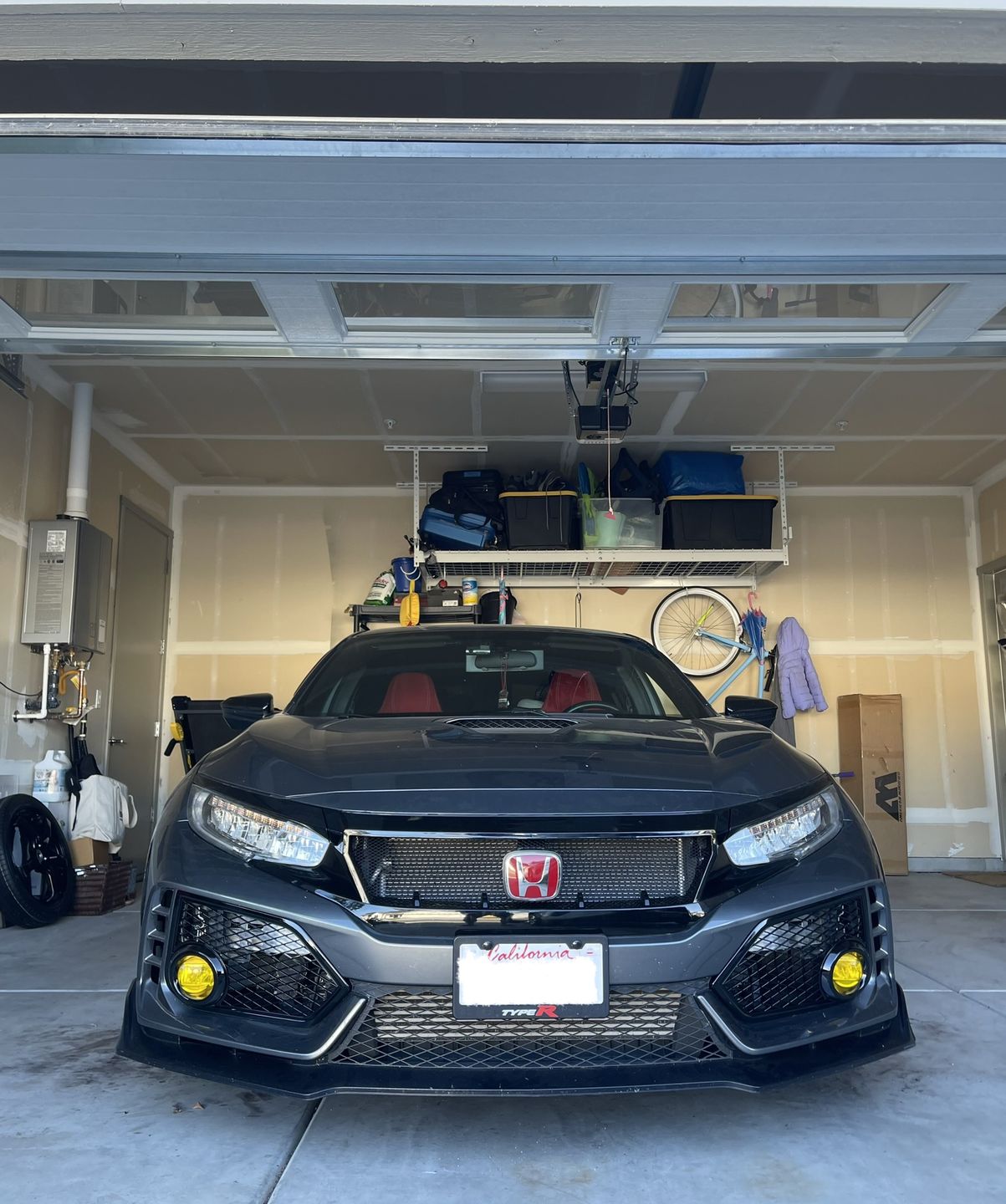 Customer photo review of Sports Grille w/ Steel Mesh - Glossy Black for 16-21 Honda Civic Sedan/Hatchback/FK8
