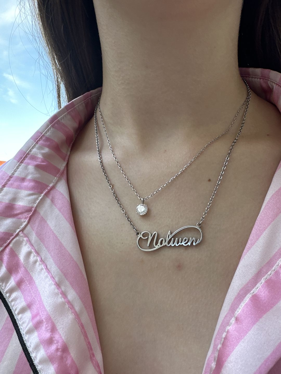 Customer photo review of Collier Prénom Infinité