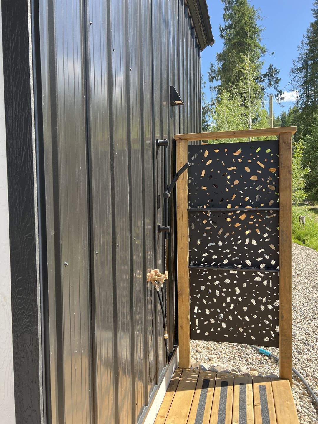 Customer photo review of Privacy Screen (River Rock)