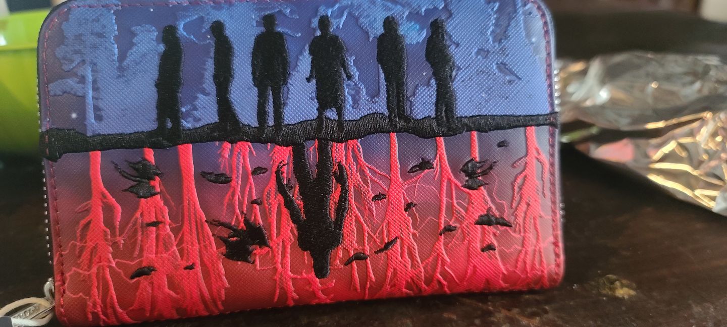 Customer photo review of Loungefly Netflix Stranger Things Upside Down Shadows Zip-Around Wallet