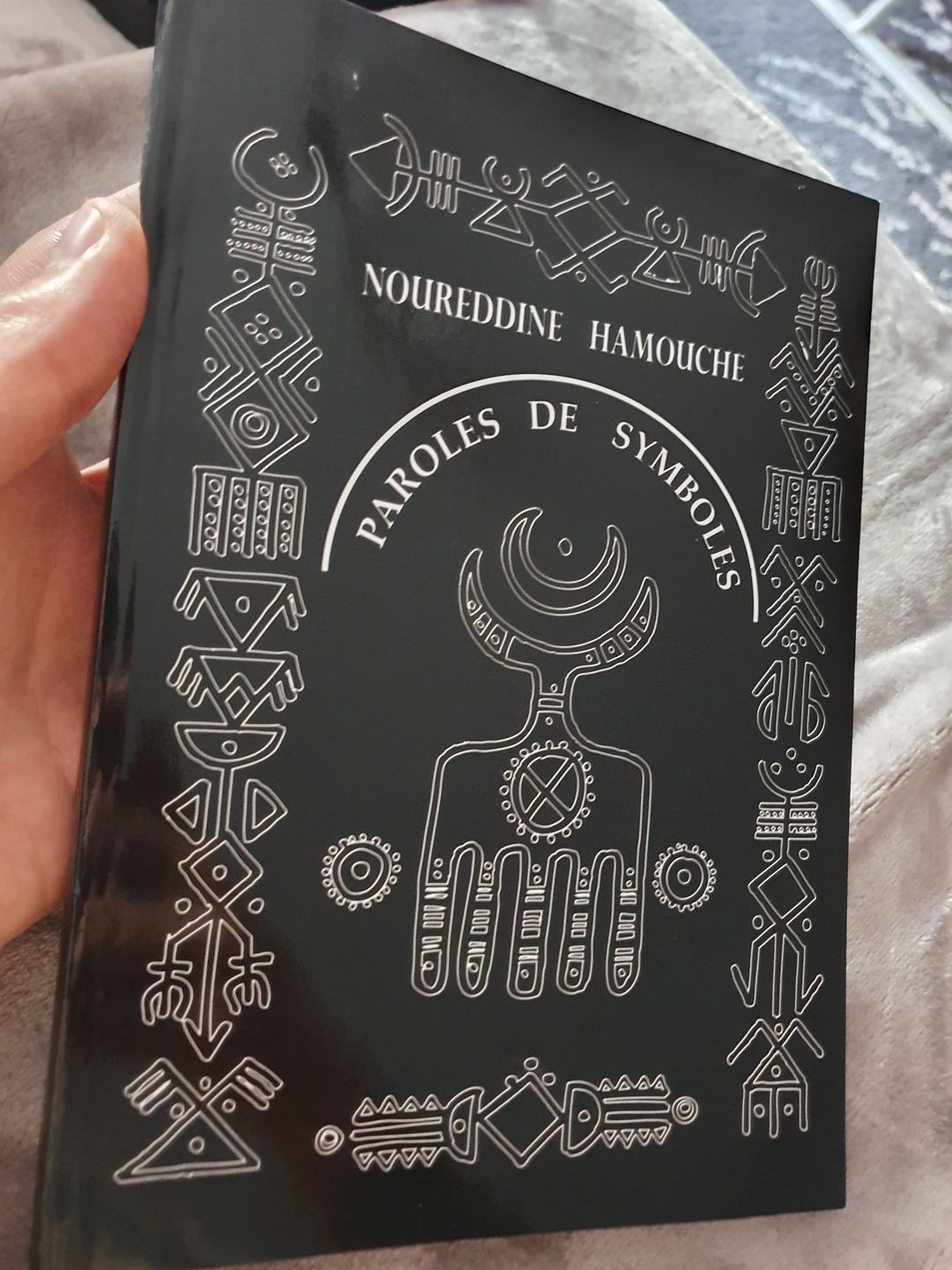 Customer photo review of Livre "Paroles de symboles" par Noureddine Hamouche.