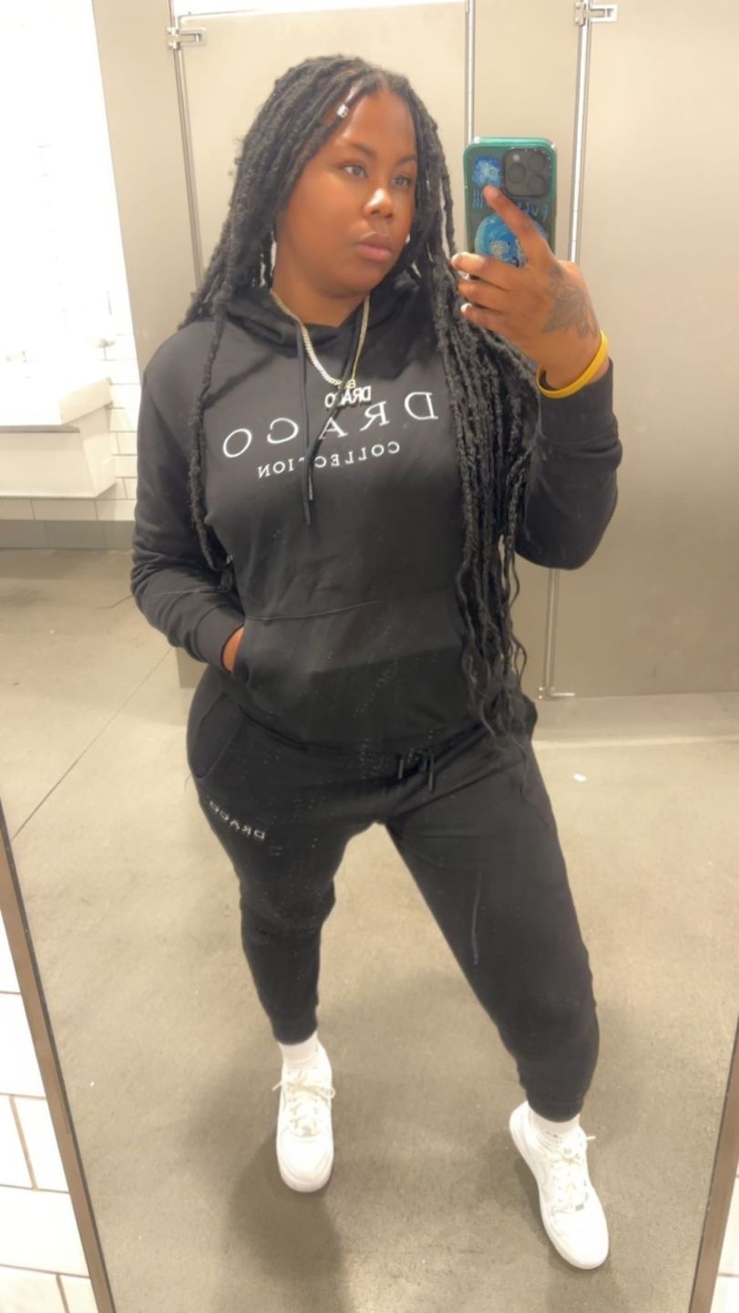 Customer photo review of Draco Collection Sweatsuits