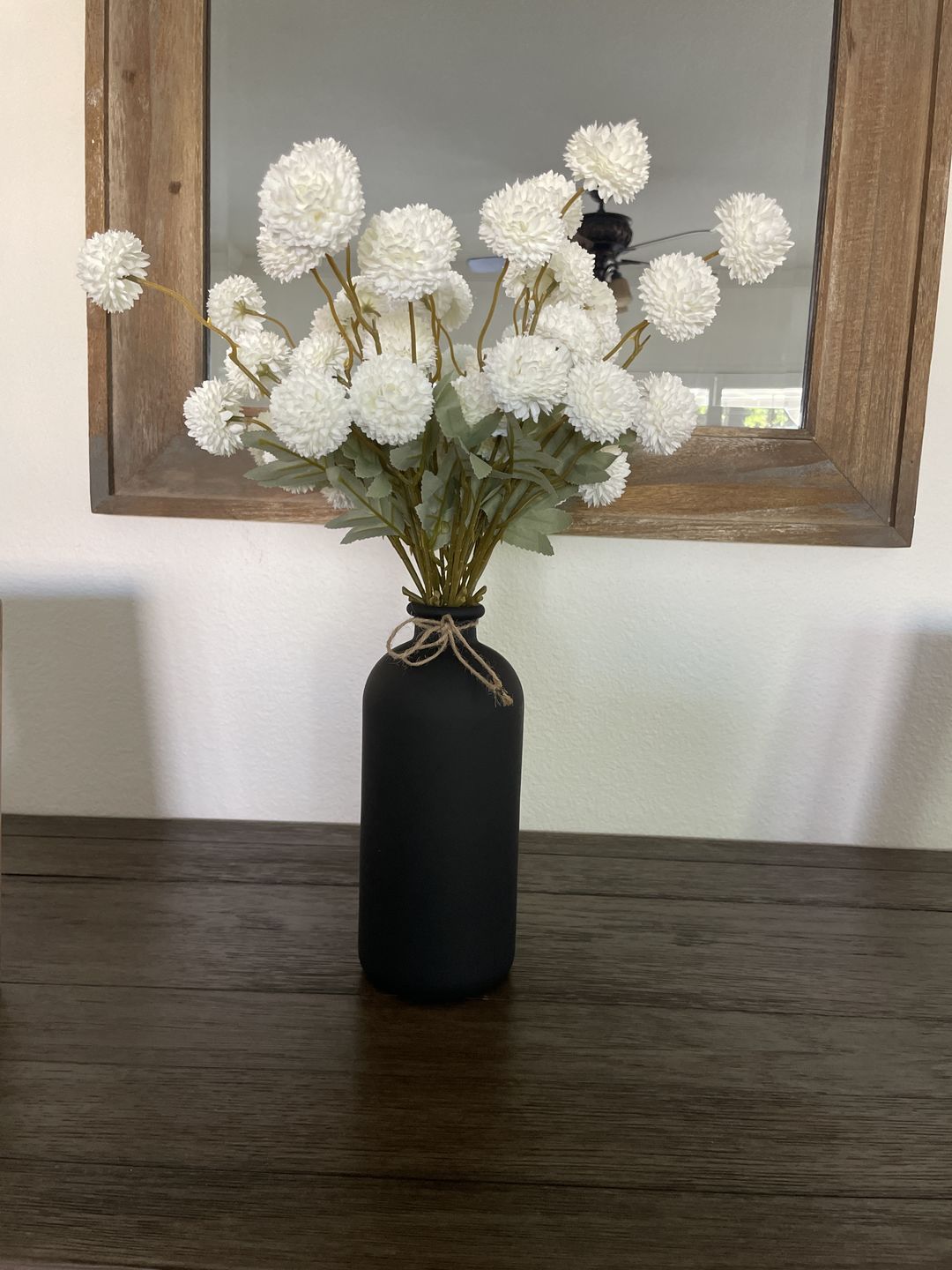 Customer photo review of Faux Kiku Flower - White (10 Stems)