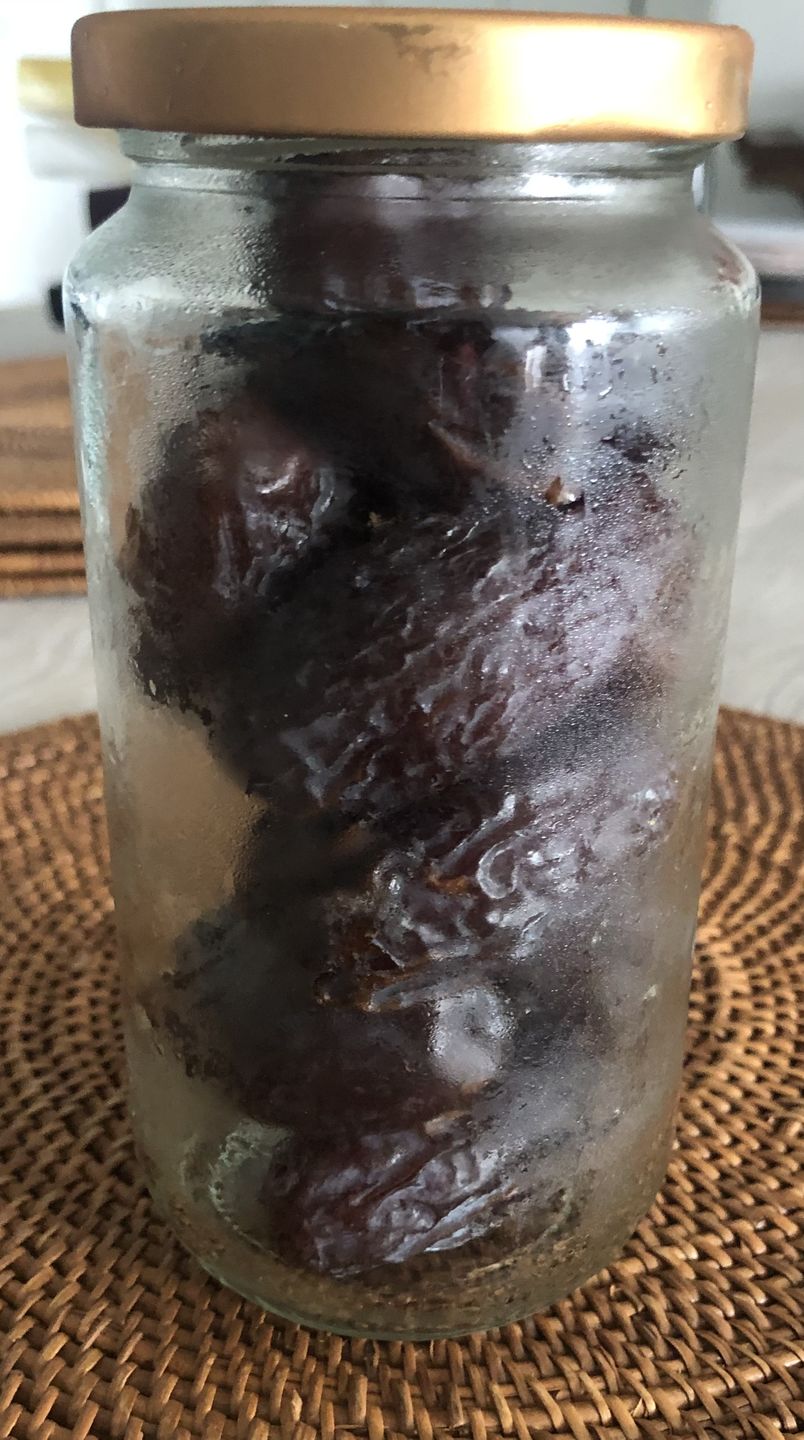 Customer photo review of Medjool Dates
