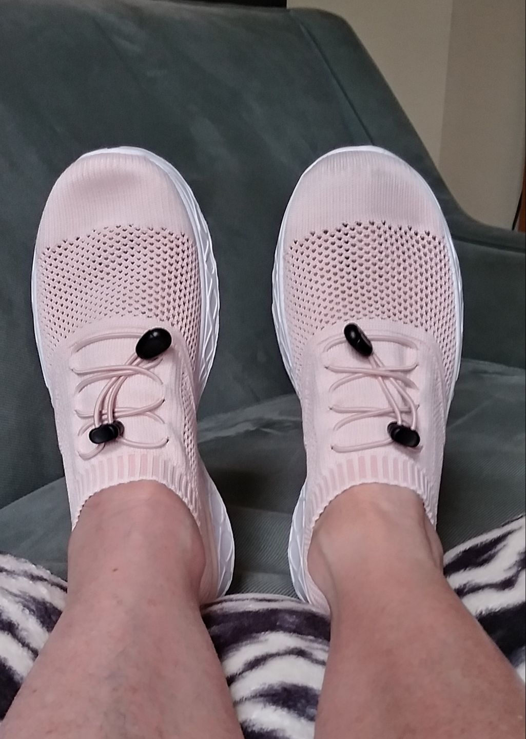 Customer photo review of Aleader Women’s Xdrain Classic Knit 2.0 Water Shoes