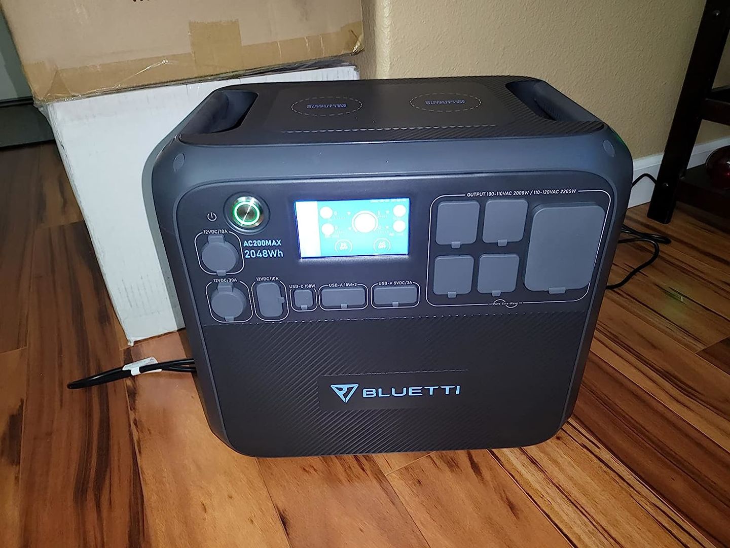 Customer photo review of BLUETTI AC200MAX Expandable Power Station (2,200W)