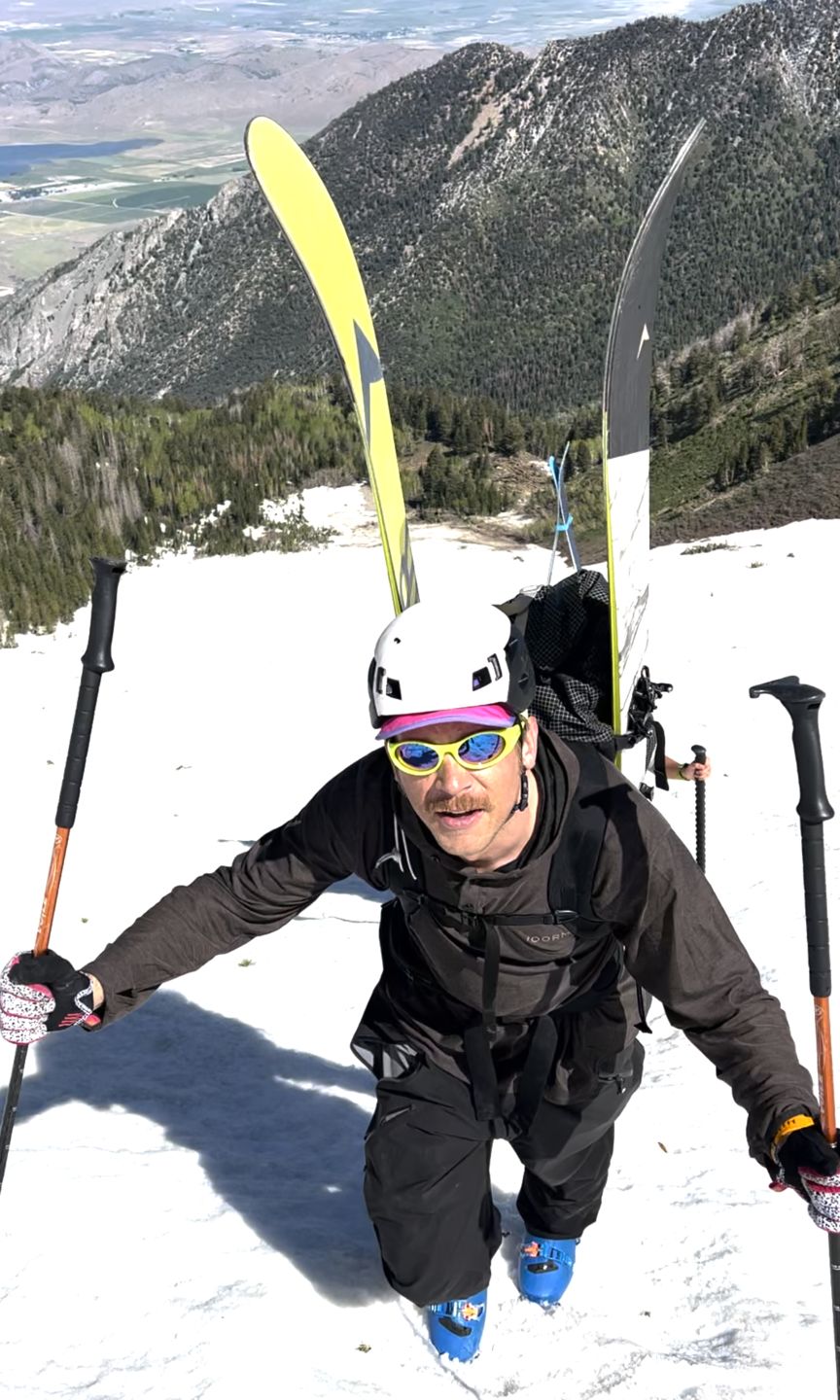 Customer photo review of Men's River Run Hoodie